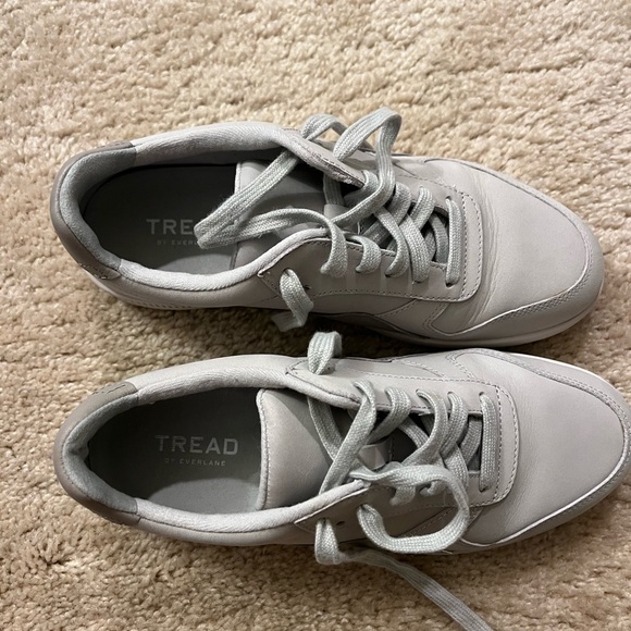 Tread Sneakers - gray - size 7.5 / 5.5 - Picture 2 of 6